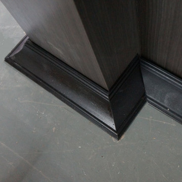 Маникюрный стол "Икс"