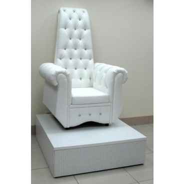 Подиум для педикюрного СПА-кресла "ТРОН"