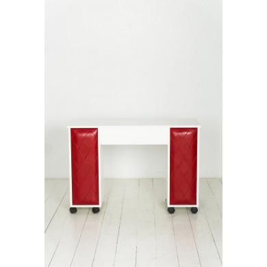 Маникюрный стол "Gusto"